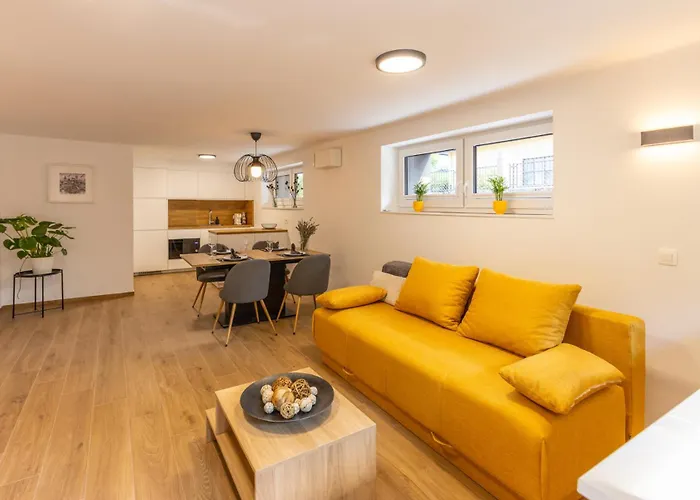 Lägenhet Apartmaji Klavdija *